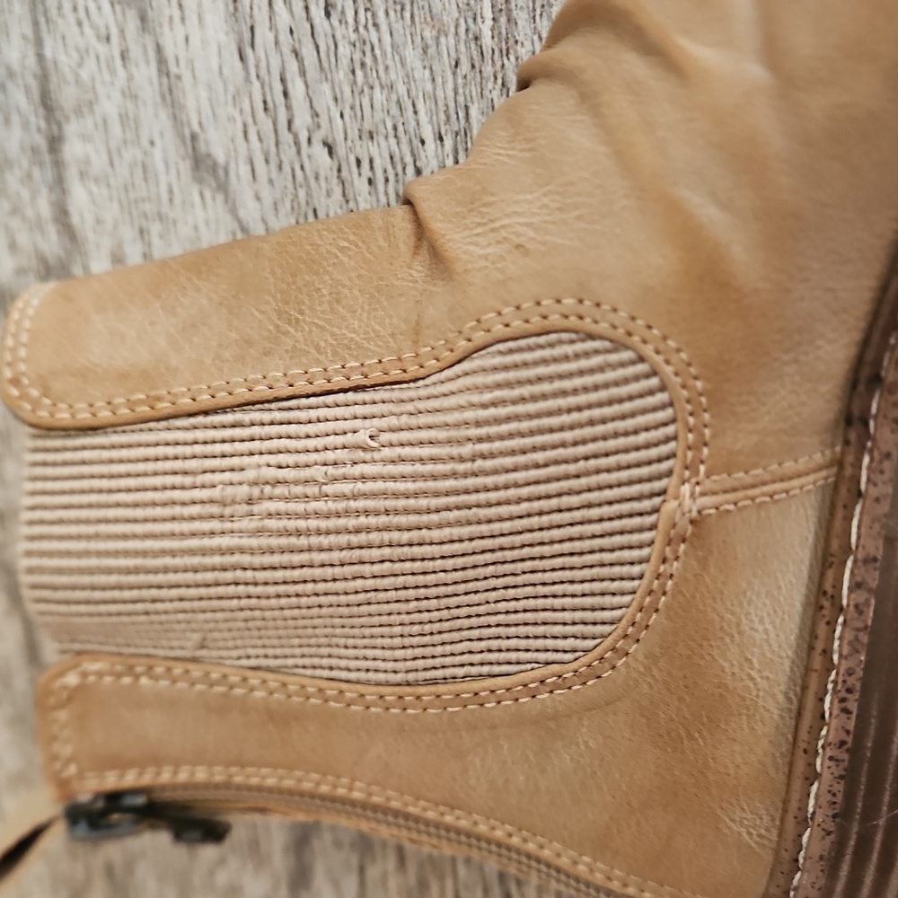 Blowfish Tan Ankle Boots Size 6 - Picture 4 of 7